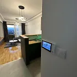 Apartment Remote Work -