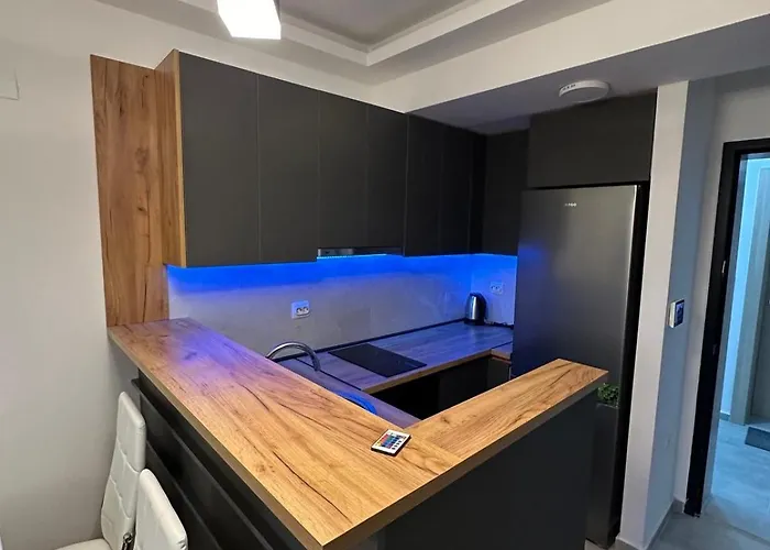 Remote Work - Apartment *